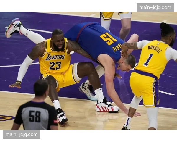 湖人残阵控场稳定性分析 詹姆斯13助攻串联全队进攻体系